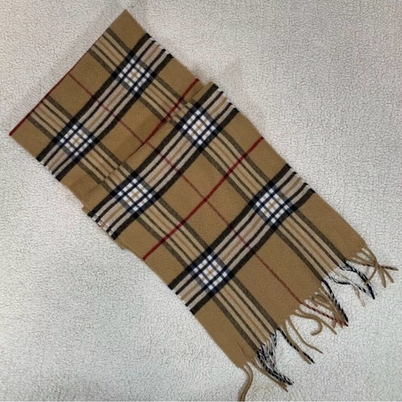 Cashmere Scarf Lord's of London Cashmere Collection Scarf Preowned, L-52"- W-11" - Picture 9 of 10